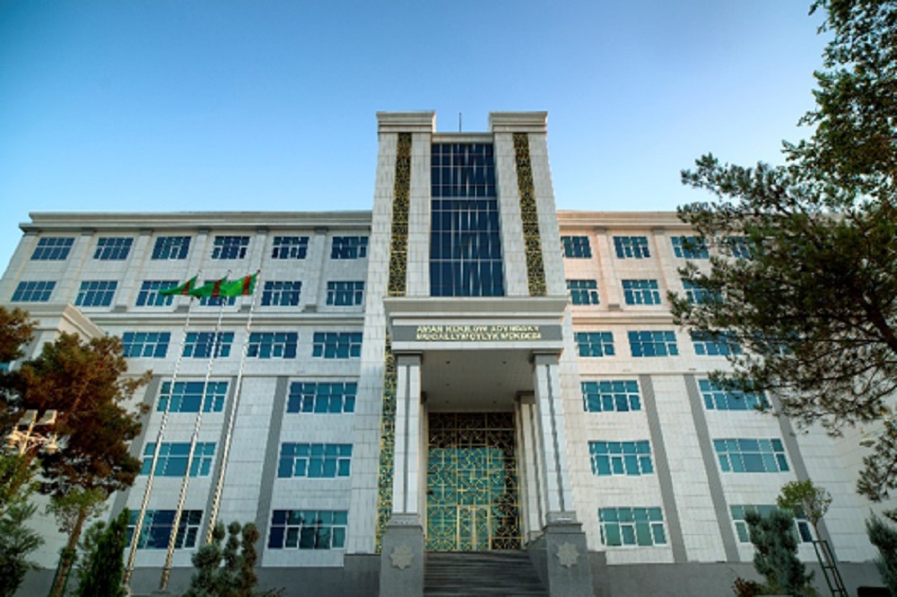 Buklet Aman Kekilow adyndaky Mugallymçylyk mekdebi